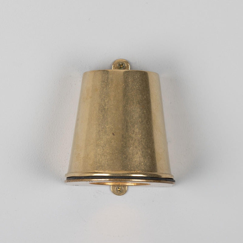 
                      
                        WADE OUTDOOR WALL LIGHT
                      
                    